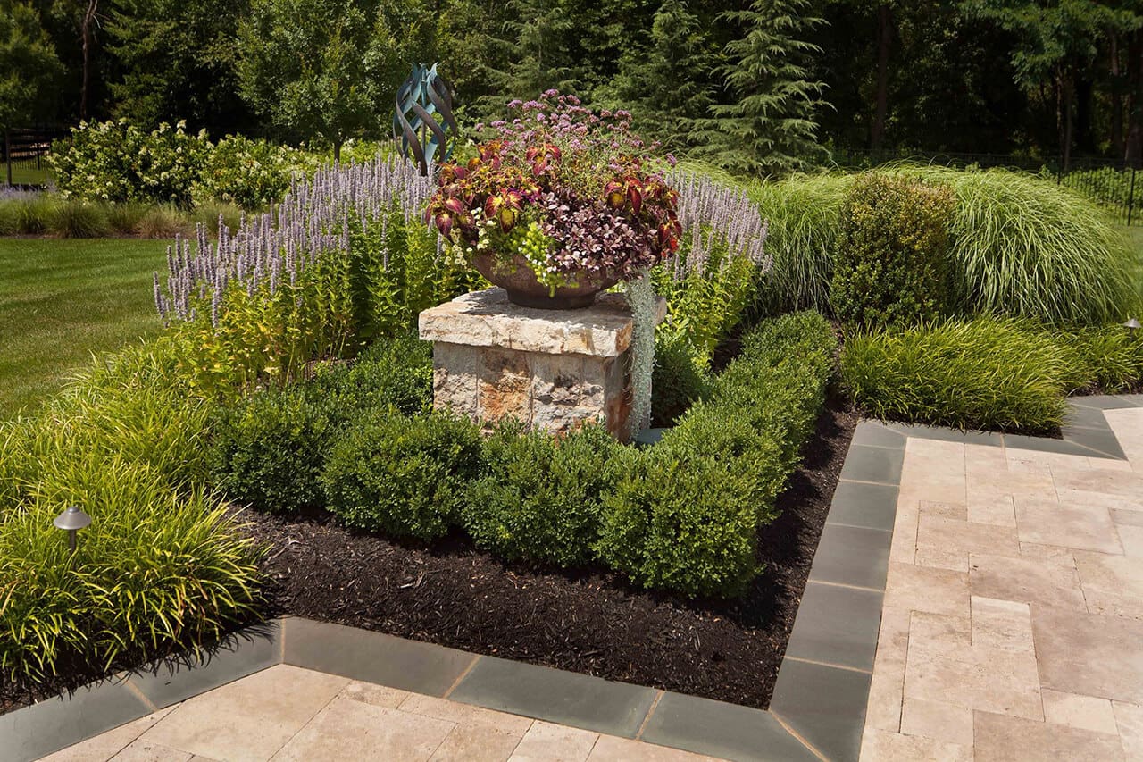 geometrical style patio border plantings