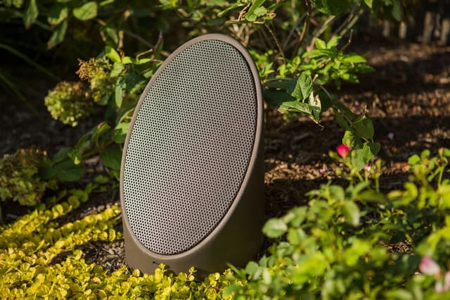 outdoor-audio-buried-speaker